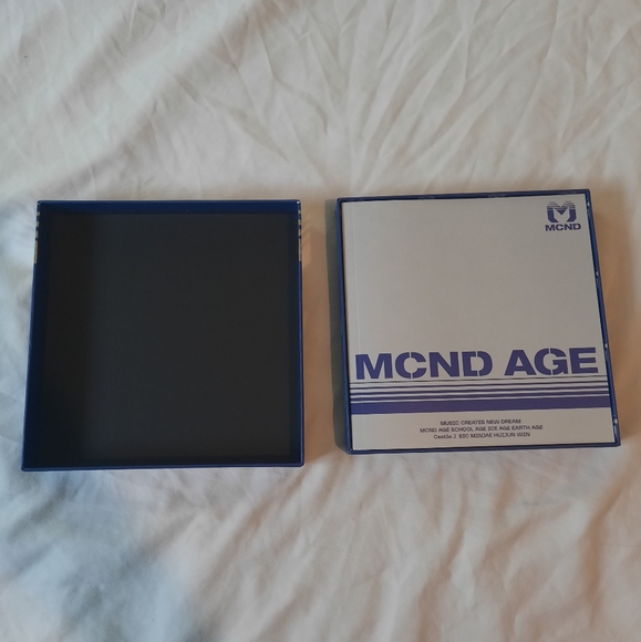 MCND : MCND AGE 2nd Mini Album - Picture 4 of 13